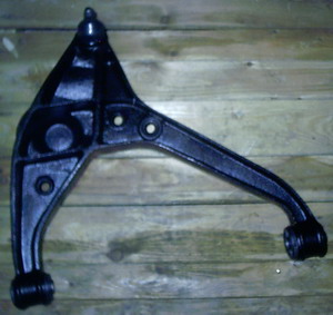 Parrilla Inferior Suzuki Grand Vitara ../99 Derecha